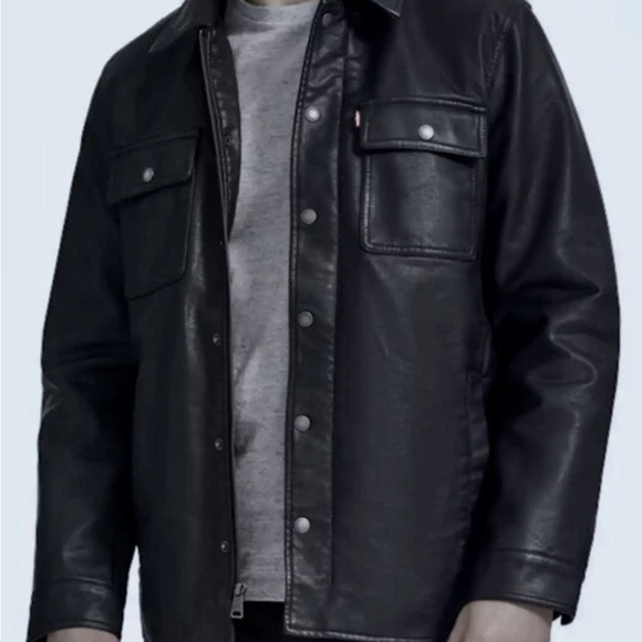 LEVIS Faux Leather Sherpa Lined Black Snap Zip Trucker Jacket NWT Mens Sz M - Picture 10 of 12